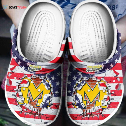 Michigan Wolverines football NCAAF Teams American flag Rubber Crocs Crocband Clogs Comfy Footwear TL