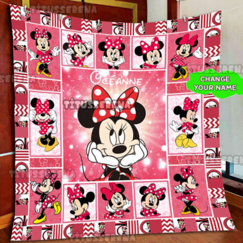 Minnie Mouse Quilt & Fleece Blanket: Perfect Mickey Mouse Birthday & Disney Christmas Gift for Kids