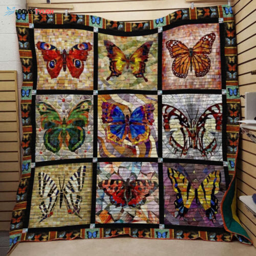 Cozy Butterfly Fleece Blanket: Perfect Christmas Gift for Freedom Lovers