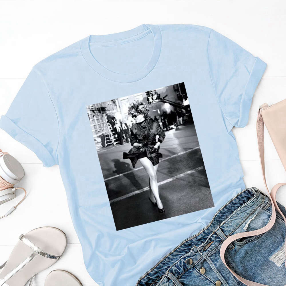 Tina Turner Aesthetic Retro Vintage 70s Inspired T-Shirt