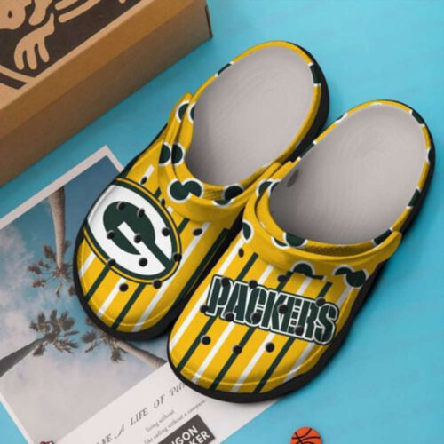 Packers Logo Pattern Crocs Classic Clogs Shoes In Dark Green & Yellow