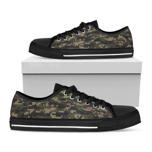 Army Camouflage Knitted Pattern Print Black Low Top Shoes For Men And Women