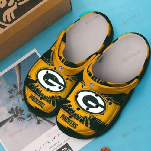 Green Bay Packers Logo Pattern Crocs Classic Clogs Shoes In Colorful