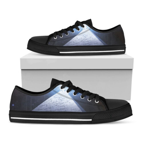 UFO Pyramid Print Black Low Top Shoes, Best Gift For Men And Women