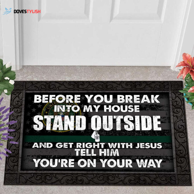 US Army Before You Break Into My House Frame Indoor and Outdoor Doormat Warm House Gift Welcome Mat Funny Gift for Friend Family Birthday Gift