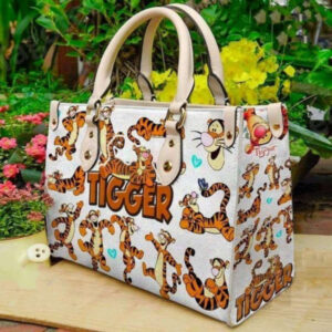 Love Disney? Get Personalized Tigger Leather Handbag - 3D Women Bag  Disney Handmade