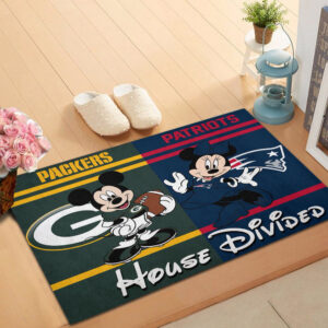 Green Bay Packers vs New England Patriots Mickey And Minnie Teams NFL House Divided Doormat, Gift For Home Decor