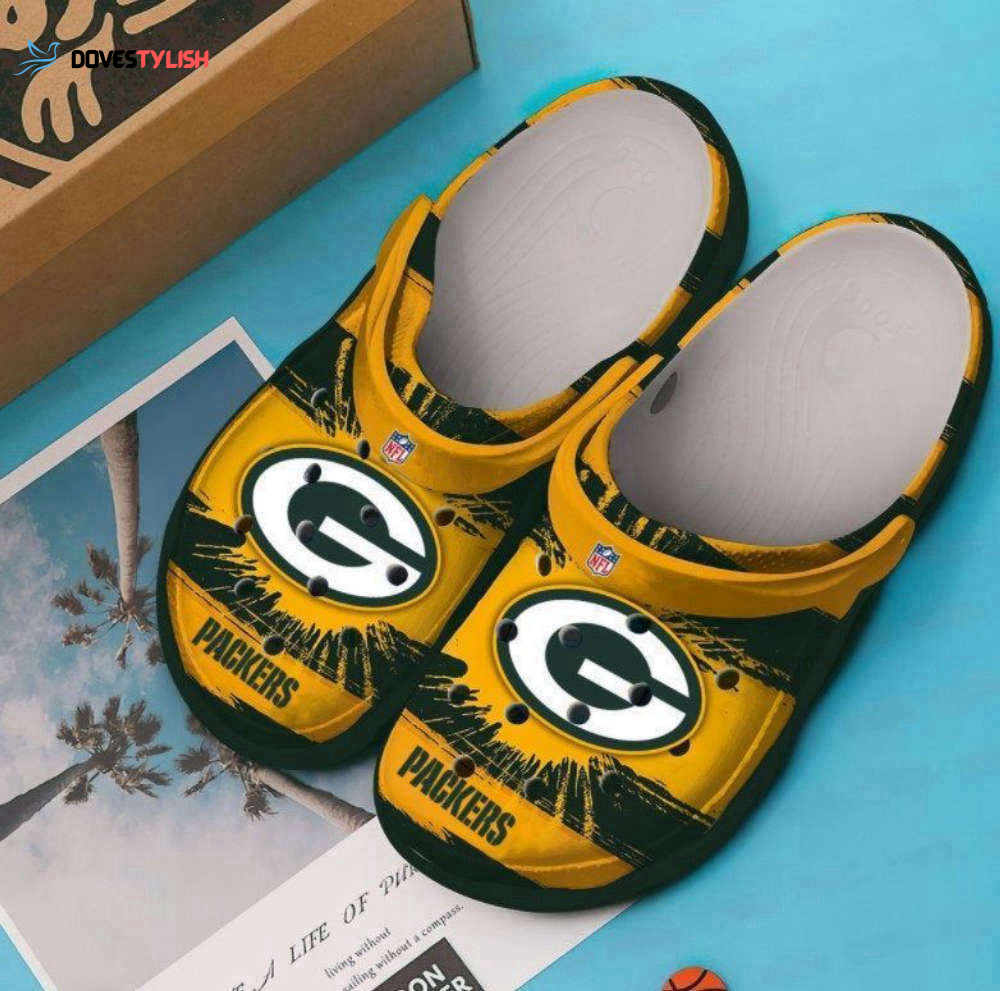 Green Bay Packers NFL teams Rubber Clogs Shoes Clogs Unisex Footwear Green Bay Packers NFL teams Rubber Clogs Shoes Clogs Unisex Footwear
