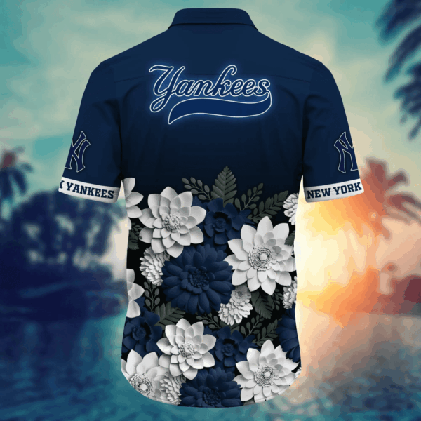 New York Yankees 3D Button Hawaii Shirt: Perfect Gift for Men – Summer Football Shirts