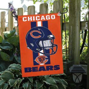 Chicago Bears Helmet Vertical Flag, Bears NFL Outdoor Flag – House Garden Decor Gift