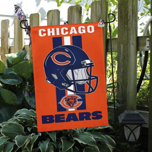 Chicago Bears Helmet Vertical Flag, Bears NFL Outdoor Flag – House Garden Decor Gift