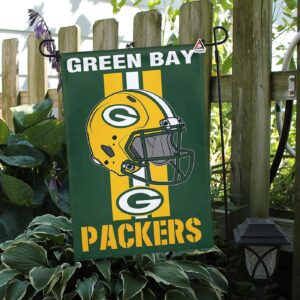 Green Bay Packers Helmet Vertical Flag, Packers NFL Outdoor Flag – House Garden Decor Gift