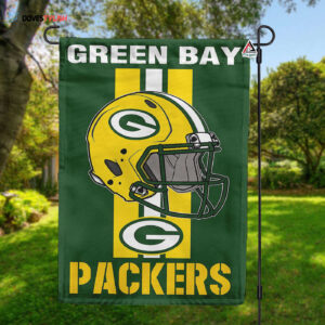 Green Bay Packers Helmet Vertical Flag, Packers NFL Outdoor Flag - House Garden Decor Gift