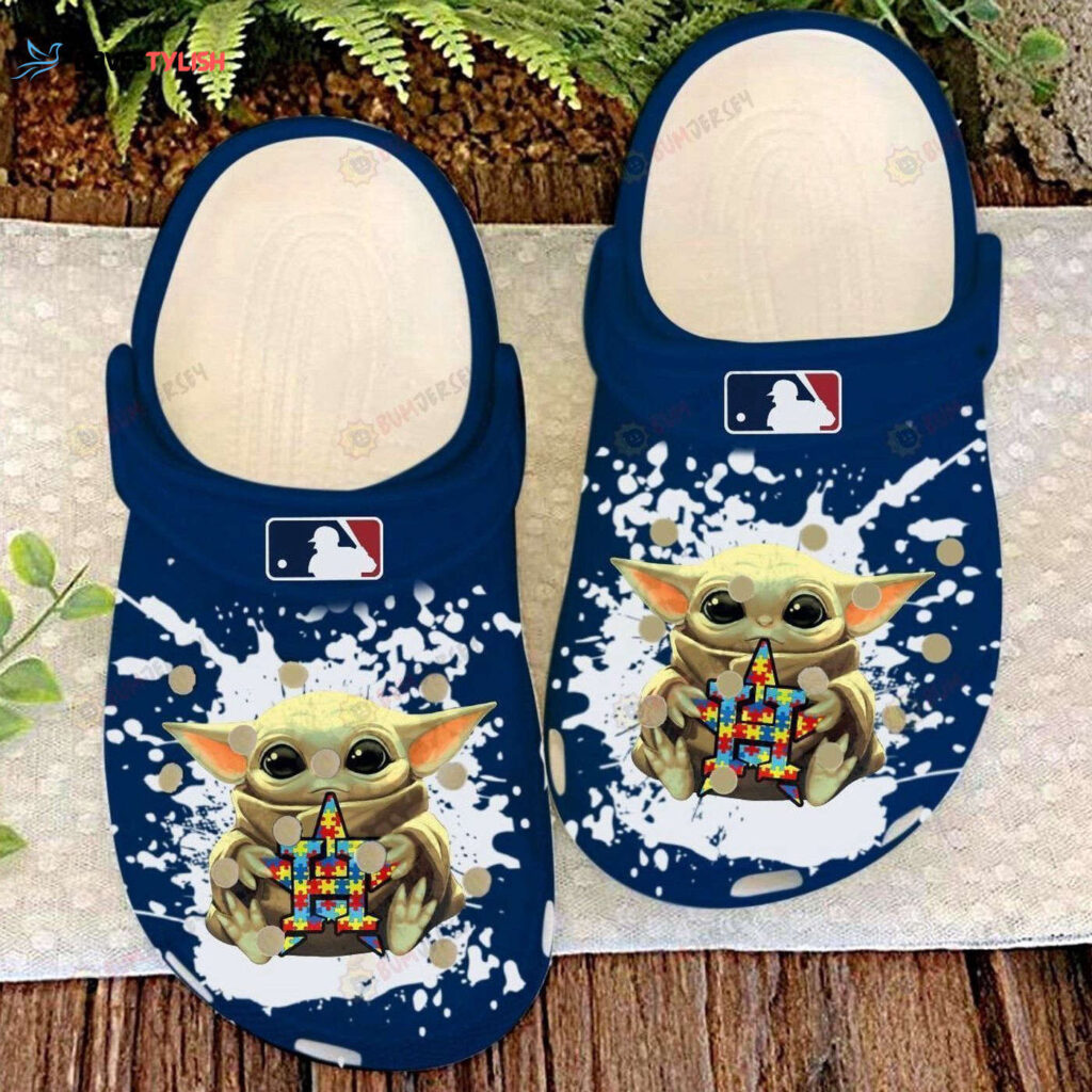 Houston Astros Baby Yoda Pattern Clogs Shoes Classic Clogs Shoes In Blue Houston Astros Baby Yoda Pattern Clogs Shoes Classic Clogs Shoes In Blue