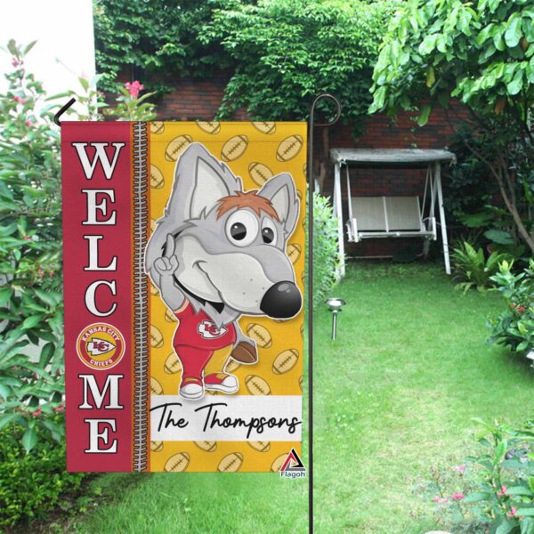 Kansas City Chiefs Football Flag, KC Wolf Mascot Personalized Football Fan Welcome Flags, Custom Family Name NFL Premium Decor – House Garden Decor Gift