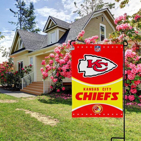 Kansas City Chiefs Football Team Flag, NFL Premium Two-sided Vertical Flag – House Garden Decor Gift