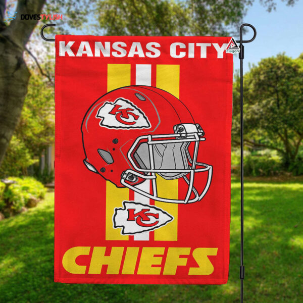 Kansas City Chiefs Helmet Vertical Flag, Chiefs NFL Outdoor Flag – House Garden Decor Gift