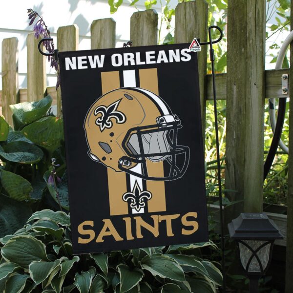 New Orleans Saints Helmet Vertical Flag, Saints NFL Outdoor Flag – House Garden Decor Gift