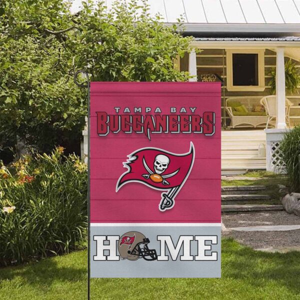 Tampa Bay Buccaneers Football Flag, Captain Fear Mascot Personalized Football Fan Welcome Flags, Custom Family Name NFL Decor – House Garden Decor Gift